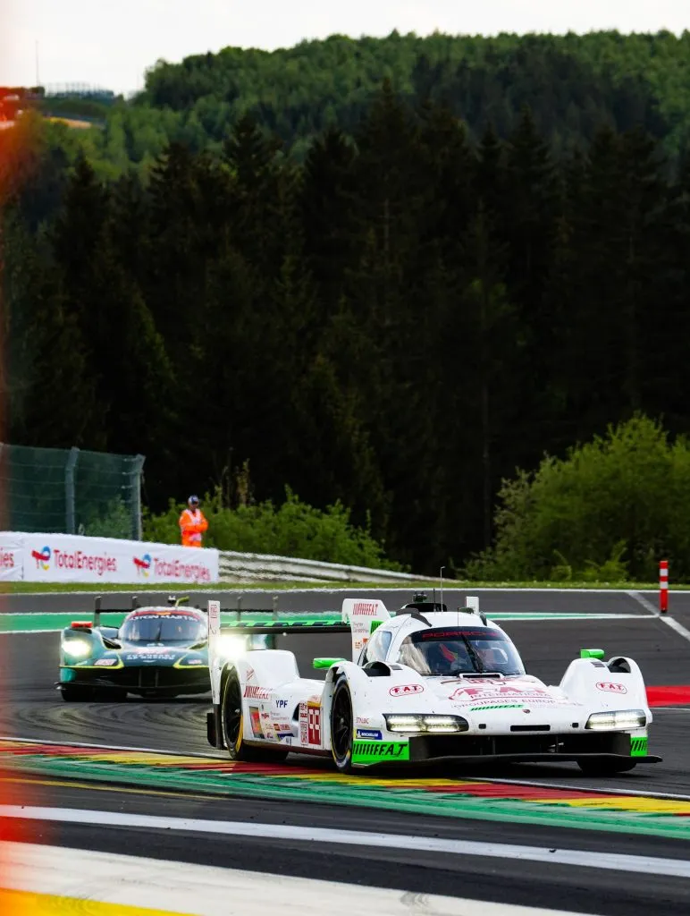 Nico Pino al mando del Porsche 963 del equipo Proton Competition volverá en las 24 horas de Le Mans. (Foto: Instagram @NicolasPino78)