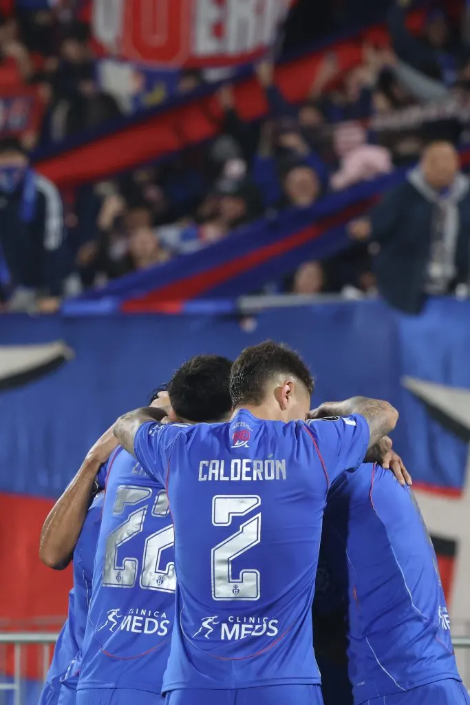 La U espera por Estudiantes y Botafogo para celebrar su clasificación a octavos de final de Copa Libertadores. Por ahora, así queda la tabla. Foto: Photosport.