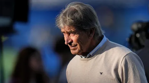 Manuel Pellegrini piensa en la final de la Conference League.