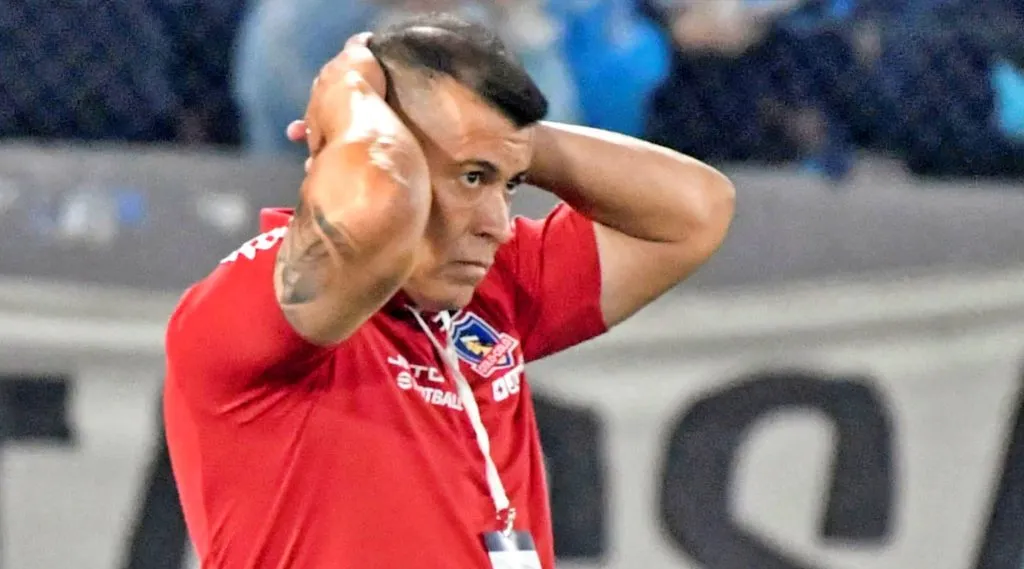 Jorge Almirón comienza a despedirse de Colo Colo. Foto: Getty Images.