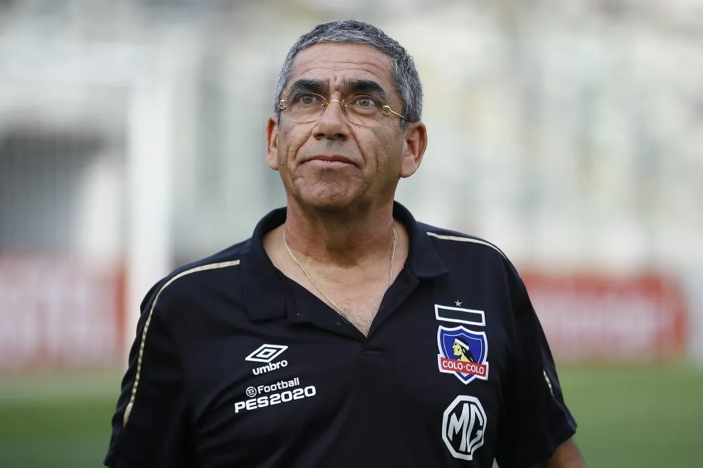 Gualberto Jara está molesto por el presente albo. Imagen: Photosport