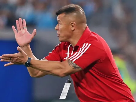 Su pudrió todo: Almirón tira al frente al plantel tras el bochorno