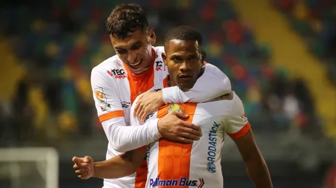 Cobresal y Audax Italiano aspiran a mantenerse en lo más alto del Campeonato Nacional.