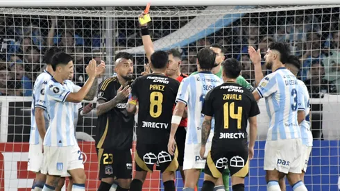 Arturo Vidal fue expulsado en El Cilindro de Avellaneda.