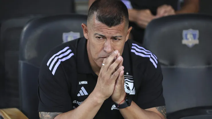 Jorge Almirón puede aparecer en la banca de Colo Colo por última vez ante Ñublense.