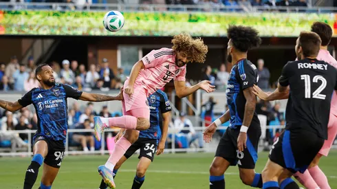 Maximiliano Falcón celebra mientras Colo Colo la sigue pasando horrible en Coap Libertadores.