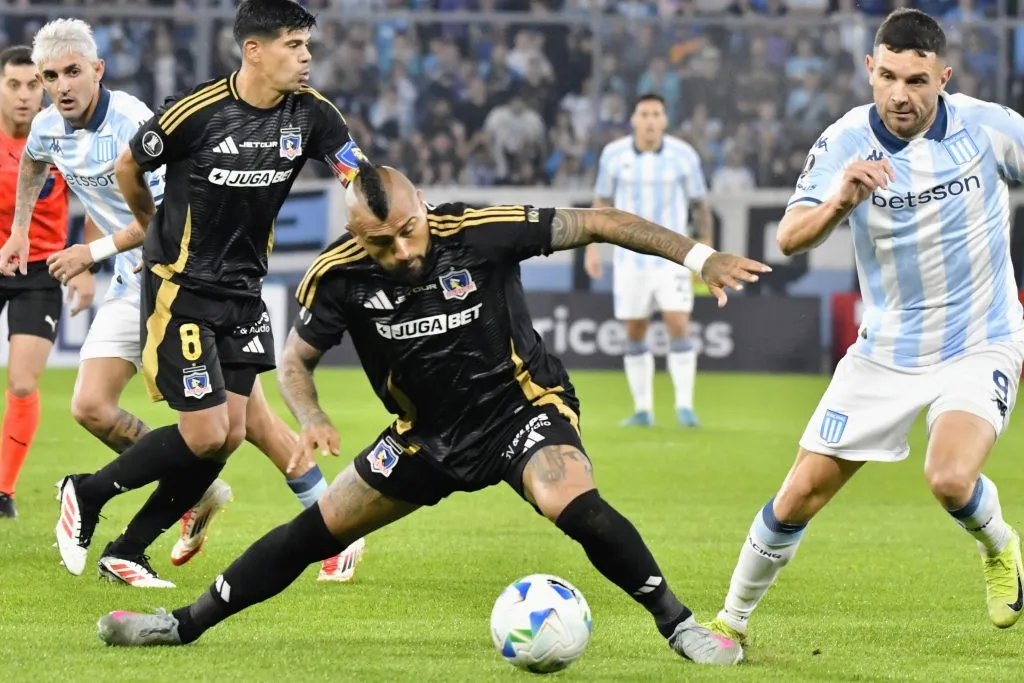 Crisis total en el camarín de Colo Colo. Foto: Fotobaires/Photosport