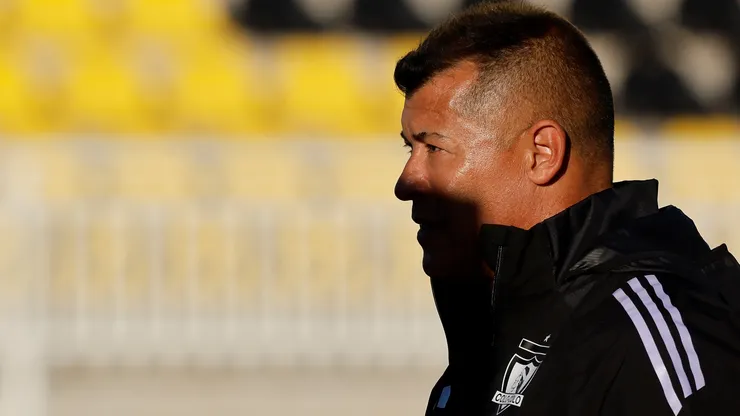 Jorge Almirón dejará de ser el técnico de Colo Colo.