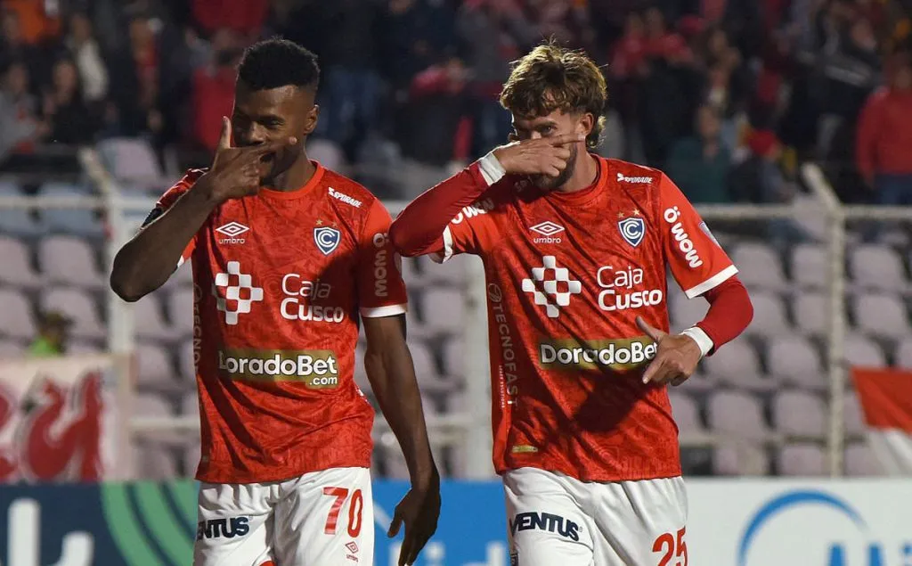 Cienciano le pasó la aplanadora a Iquique en El Cusco y lo elimina en fase de grupos de la Sudamericana.