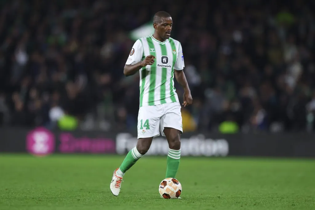 William Carvalho se va de Betis. (Photo by Fran Santiago/Getty Images)