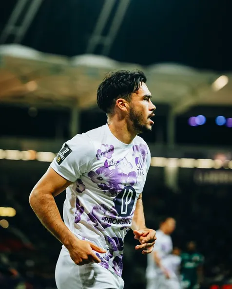 Gabriel Suazo gana 34 millones más que Darío Osorio mensualmente – @gabrielalonso11