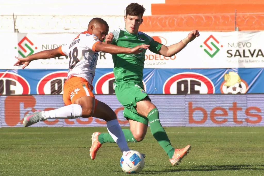 Audax ganó en El Salvador. Foto: Oscar Tello/Photosport