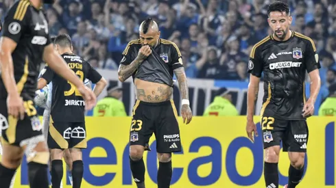 Colo Colo se fue eliminado de la Copa Libertadores al ser goleado por Racing.