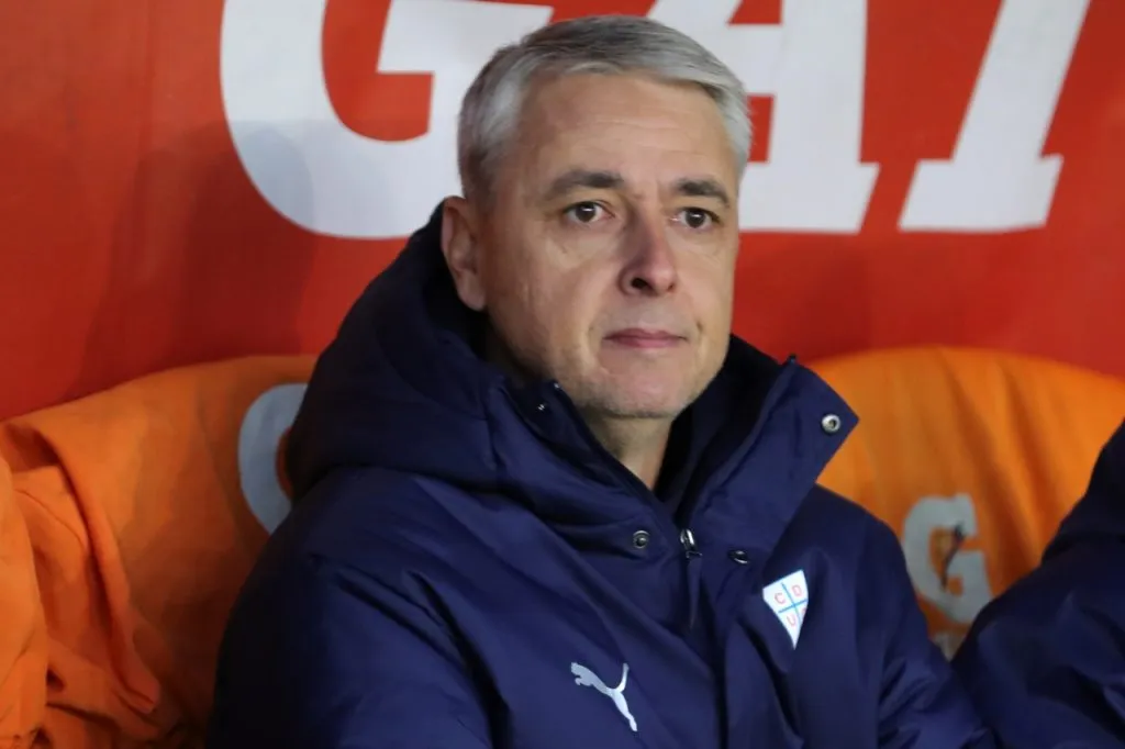 Tiago Nunes seguirá, por ahora, en Universidad Católica hasta el 31 de diciembre del 2025 (Photosport)