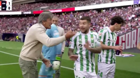 El Ingeniero vivió un momento de furia en la cancha en la goleada frente a Atlético de Madrid.