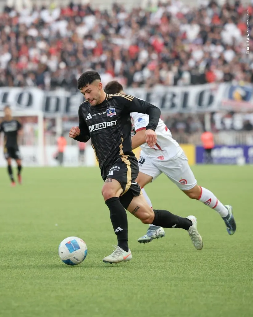 Jorge Almirón vuelve a dejar afuera de los citados de Colo Colo a Cristián Riquelme. Foto: Colo Colo.