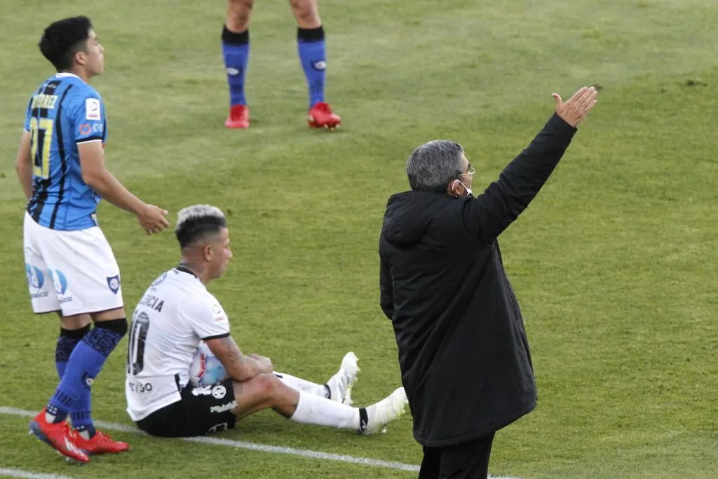 Gualberto Jara en 2020, cuando tomó al plantel tras la salida de Mario Salas. (Jonnathan Oyarzun/Photosport).