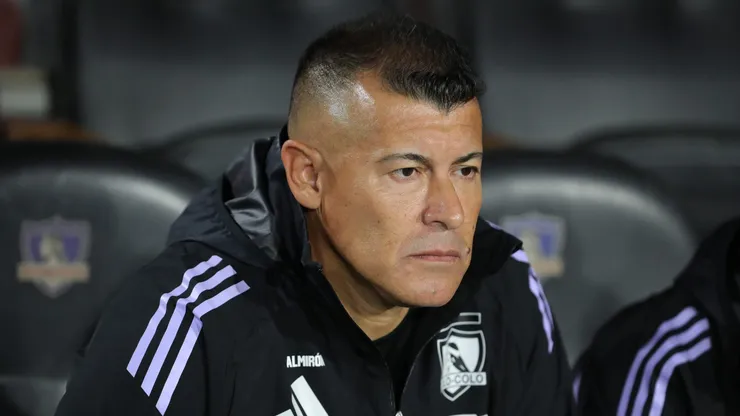 Almirón recibió apoyo del plantel albo