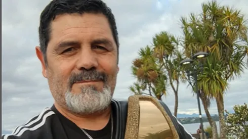 Carlos Cruzat revela drama en redes sociales.