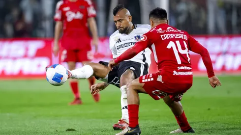 Arturo Vidal jugó muy mal ante Ñublense.