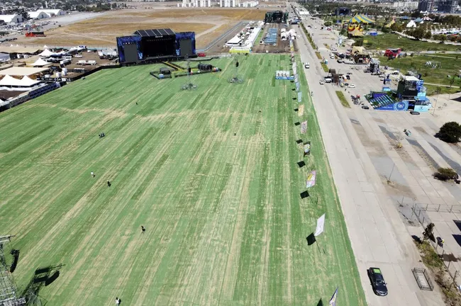 En el terreno se realiza comúnmente el Lollapalooza, aunque hay más espacio. Foto: Javier Salvo/ Aton Chile
