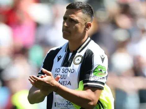 "El número uno": hinchas le golpean la mesa al DT de Udinese por Alexis