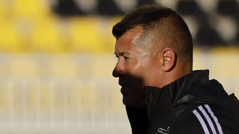 Almirón se irá de Colo Colo al llegar a un acuerdo económico