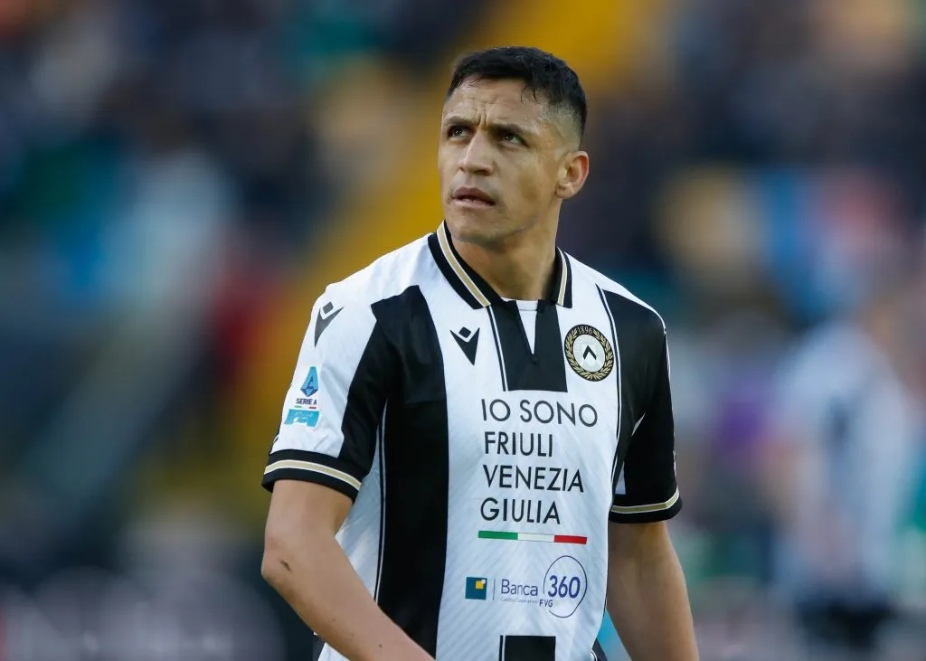 Alexis Sánchez vive un duro momento y Antonio Di Natale salió a respaldarlo por los desprecios de su DT en Udinese. Foto: Getty Images.