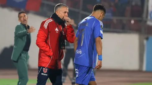 Gustavo Álvarez sacó la voz por el jugador más cuestionado de la U.