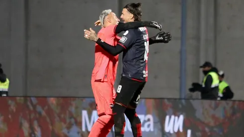 Keylor Navas fue la figura ante César Pérez en la Copa Argentina.