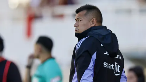 Almirón vive un escenario muy extraño en Colo Colo