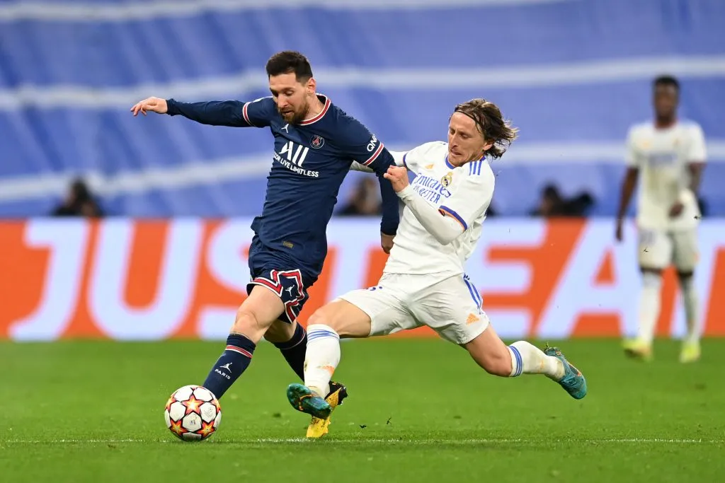 Lionel Messi y Luka Modric podrían reencontrarse en una cancha de fútbol, ahora como compañeros. (Foto: David Ramos/Getty Images)
