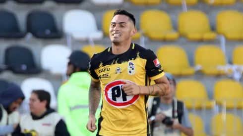 El jugador presentó su nueva relación a través de sus redes sociales.