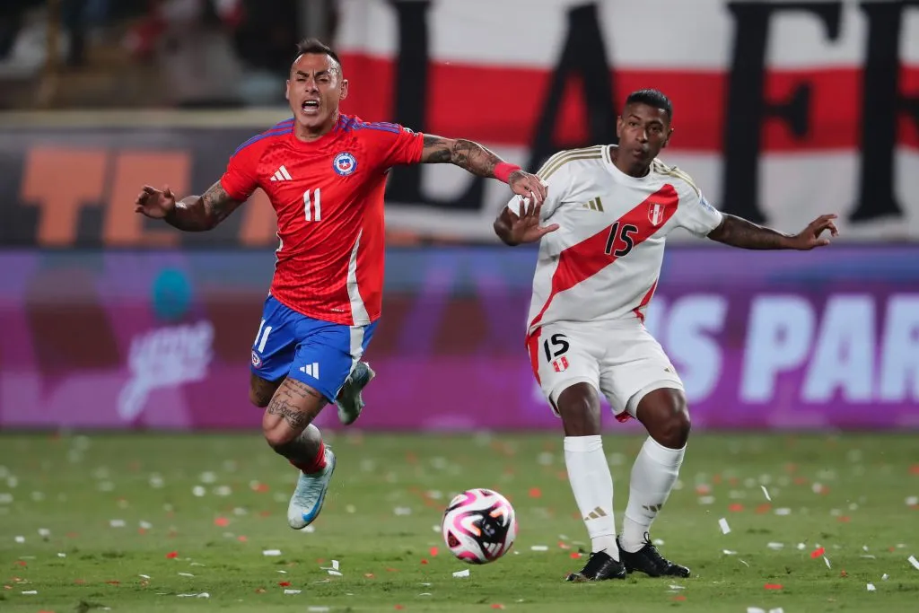 Eduardo Vargas no fue citado en la Roja (Photo by Daniel Apuy/Getty Images)