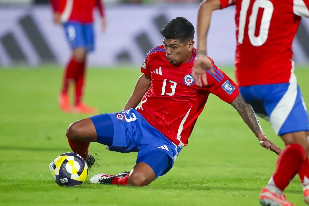 Critican el llamado de Esteban Pavez a la Roja