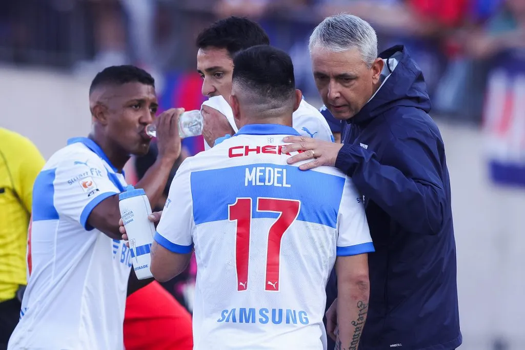 Tiago Nunes agradeció el mea culpa de Medel y Zampedri. (Felipe Zanca/Photosport).