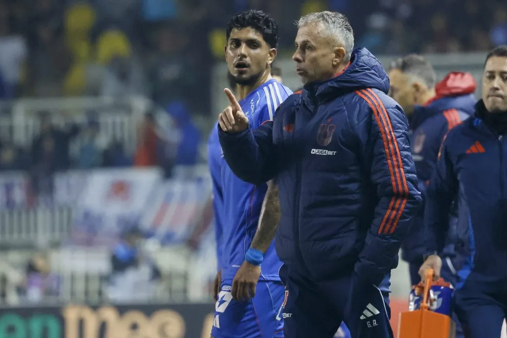 La U dio un paso en falso ante Limache. Foto: Andres Pina/Photosport