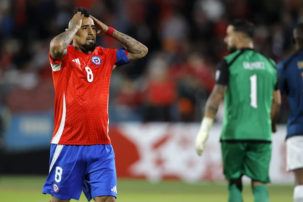 Johnny Herrera dice que Vidal no está para la Roja | Photosport