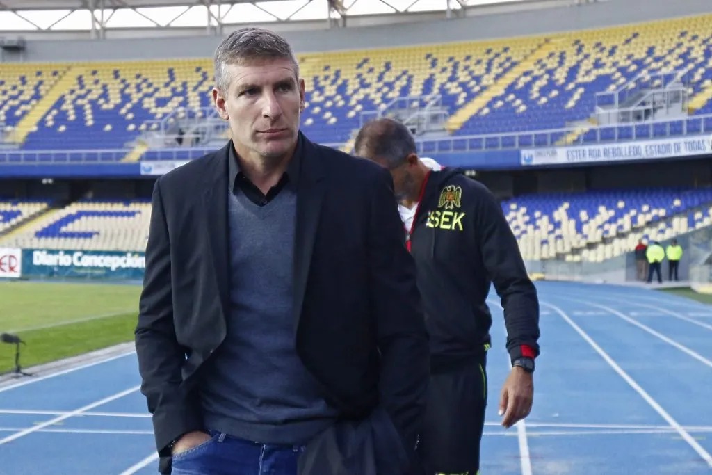 Martín Palermo es otro candidato que asoma para reemplazar a Jorge Almirón en Colo Colo. Foto: Alejandro Zoñez/ Photosport