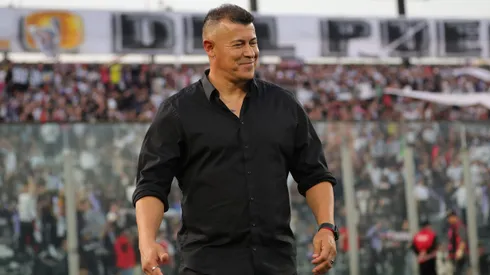 No se puede hacer ni un resumen de la conferencia de prensa de Jorge Almirón.