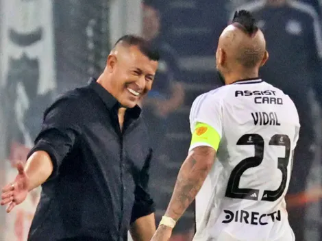 El palo del Bloque Mosa a Jorge Almirón tras festival de abrazos