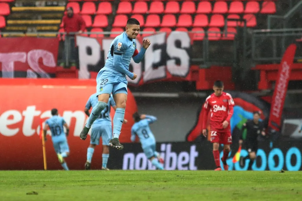O’Higgins derrotó a domicilio a Ñublense y escaló a la parte alta de la tabla de posiciones. Foto: Photosport.