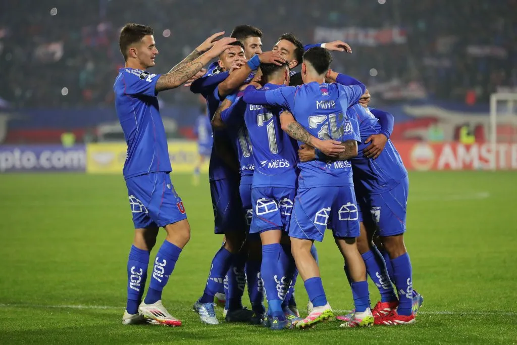 Universidad de Chile quiere repetir los abrazos en Libertadores | Photosport