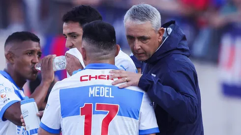 Tiago Nunes se fue de Católica y los hinchas le reclamaron a Tagle la tardía reacción