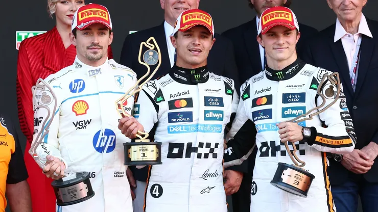 Lando Norris, Charles Leclerc y Oscar Piastri en el podio del GP de Mónaco.