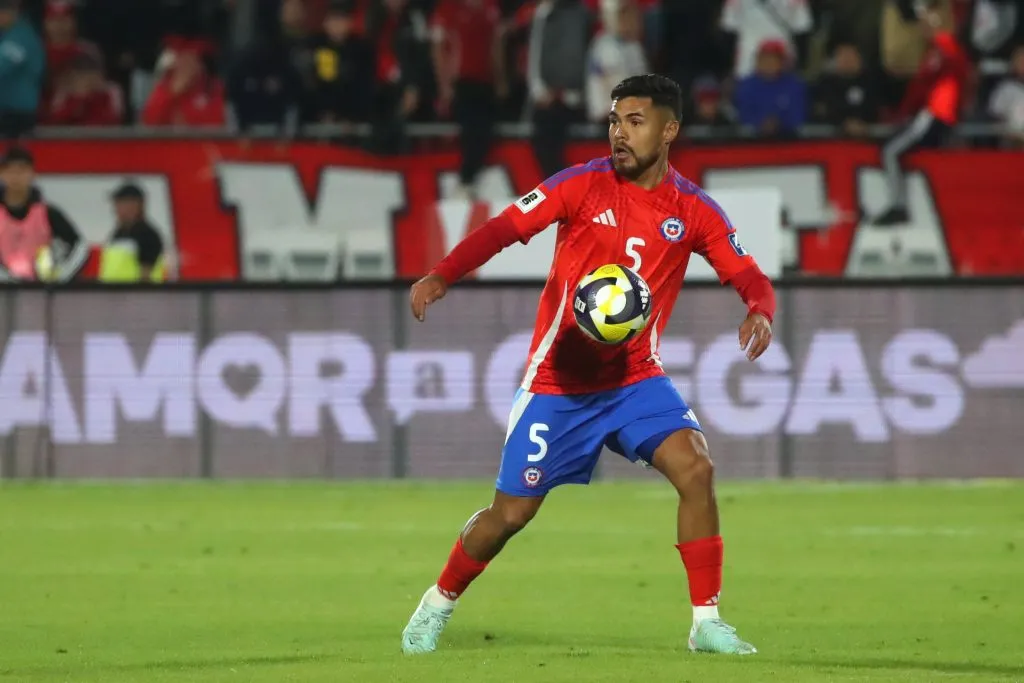 Paulo Díaz se lesionó en la previa de los partidos de la Roja | Photosport