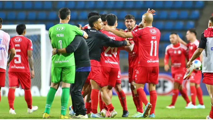El fútbol chileno tiene en Sacha Sáez el máximo goleador