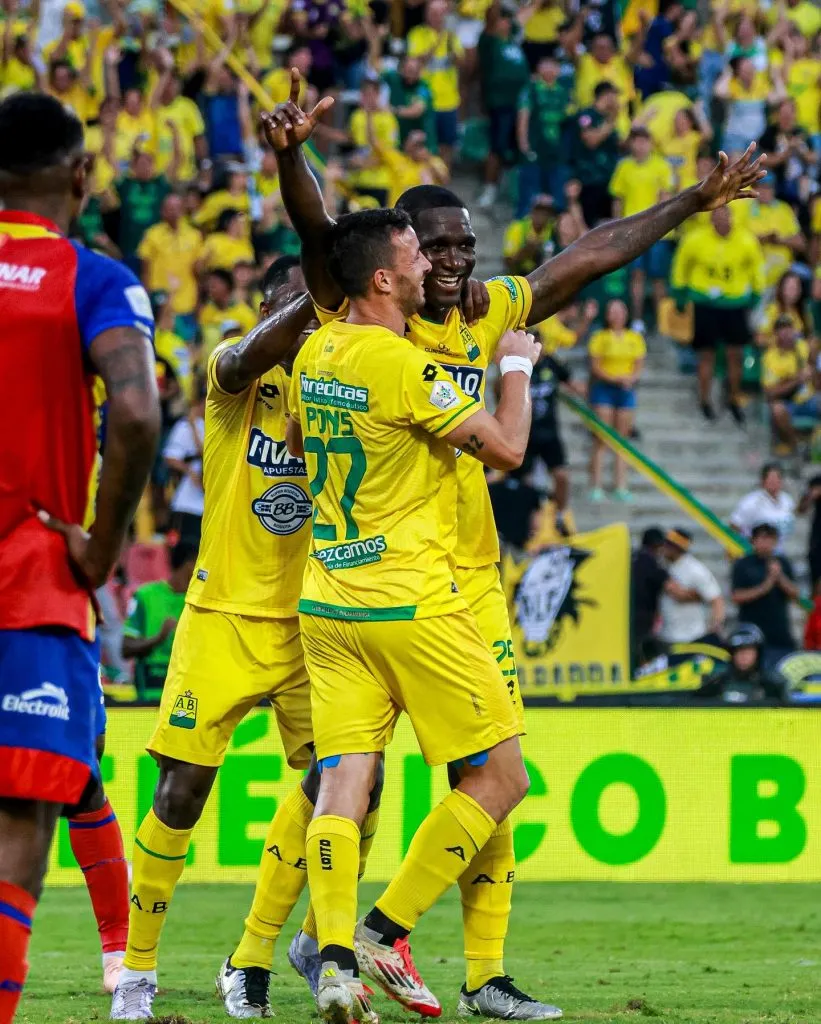Atlético Bucaramanga ganó en la agonía antes de visitar a Colo Colo por Copa Libertadores. Foto: Bucaramanga.