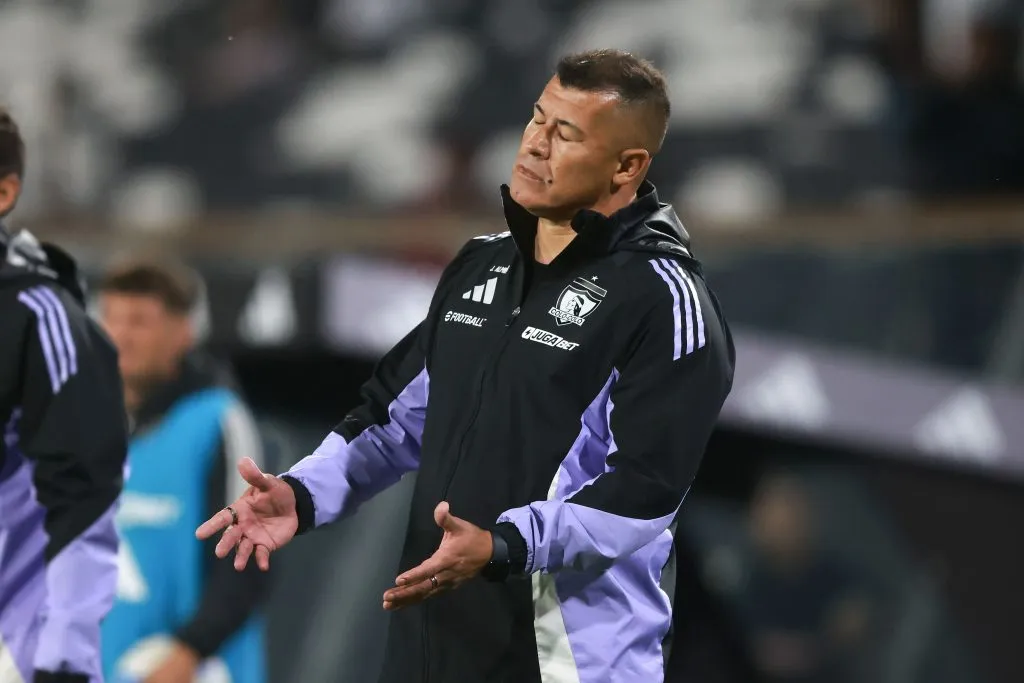 Jorge Almirón se puede sumar a los técnicos que salieron en 2025. Imagen: Photosport