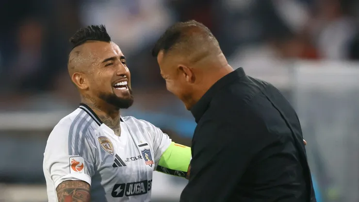 Vidal se cuadra con el bloque Vial para respaldar a Almirón